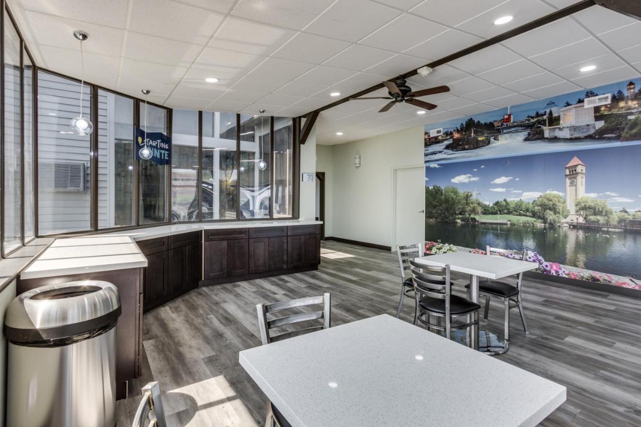 Days Inn & Suites By Wyndham Spokane Kültér fotó