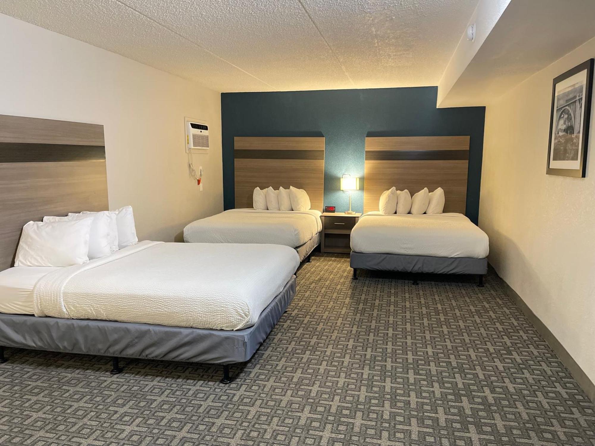 Days Inn & Suites By Wyndham Spokane Kültér fotó